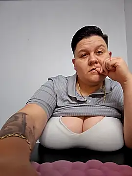 DevilDahm online show from February 18, 11:52 pm