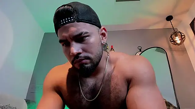 Snapshot of jaxon_colton chatting on February 5, 7:29 am jaxon colton online show from February 5, 7:29 am