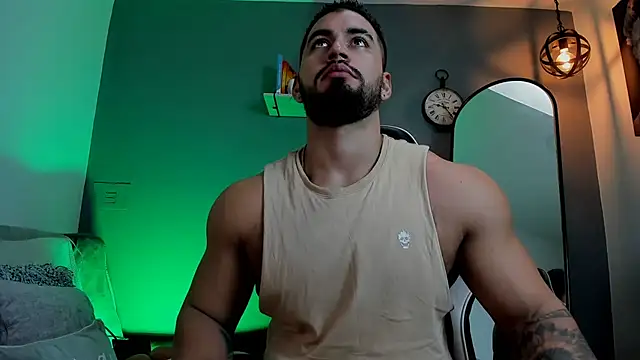 Snapshot of jaxon_colton chatting on February 10, 2:26 pm jaxon colton online show from February 10, 2:26 pm