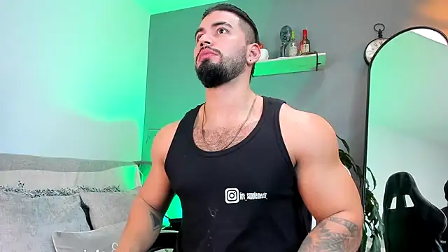 Snapshot of jaxon_colton chatting on February 10, 5:30 pm jaxon colton online show from February 10, 5:30 pm