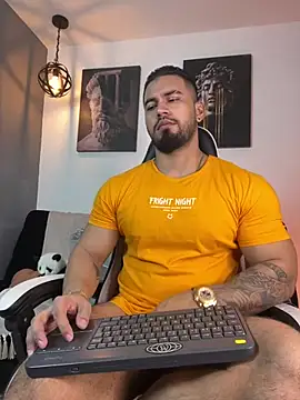 Snapshot of jaxon_colton chatting on February 21, 4:18 am jaxon colton online show from February 21, 4:18 am