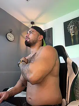 Snapshot of jaxon_colton chatting on February 22, 2:50 am jaxon colton online show from February 22, 2:50 am