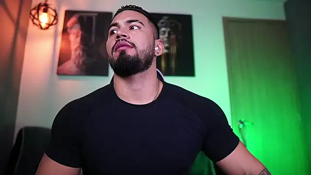 Snapshot of jaxon_colton chatting on March 18, 1:10 am jaxon colton online show from March 18, 1:10 am