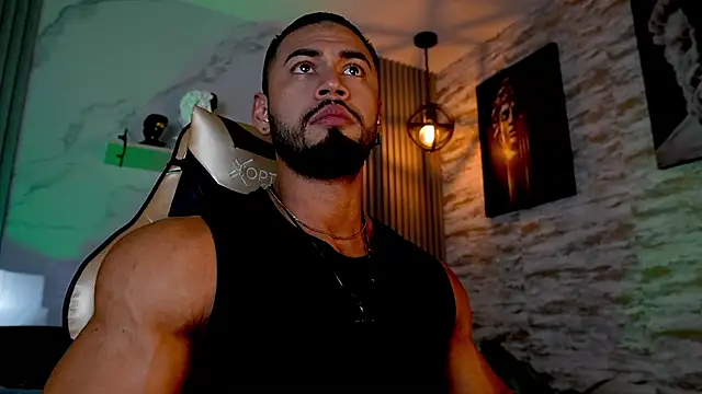 Snapshot of jaxon_colton chatting on November 20, 2:01 am jaxon colton online show from November 20, 2:01 am