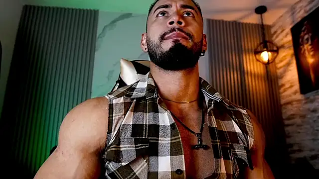 Snapshot of jaxon_colton chatting on November 24, 2:33 am jaxon colton online show from November 24, 2:33 am