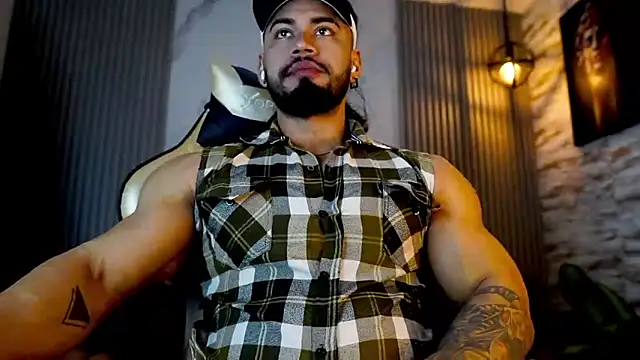 Snapshot of jaxon_colton chatting on November 24, 3:56 pm jaxon colton online show from November 24, 3:56 pm