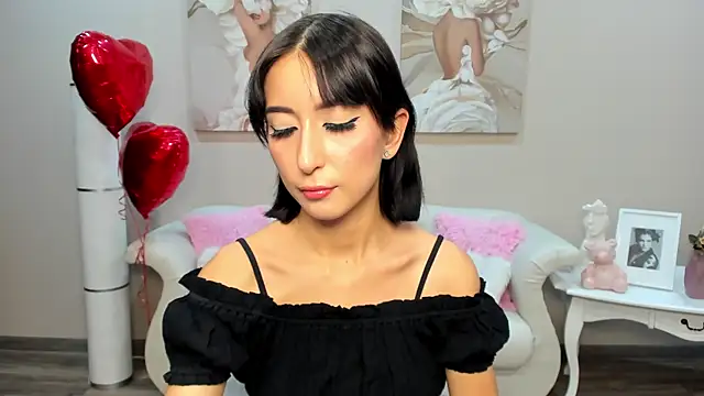 Snapshot of NicoleLimp chatting on February 13, 12:13 am NicoleLimp online show from February 13, 12:13 am