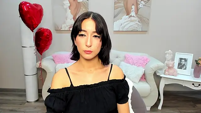 Snapshot of NicoleLimp chatting on February 13, 3:18 am NicoleLimp online show from February 13, 3:18 am