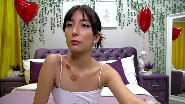 Snapshot of NicoleLimp chatting on February 14, 10:14 pm NicoleLimp online show from February 14, 10:14 pm