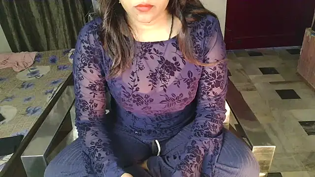 aarushi sharmaa online show from December 16, 5:23 am