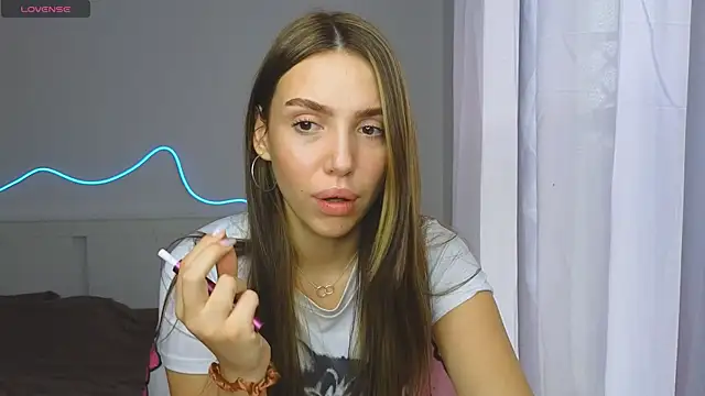 AliceSpark online show from October 16, 9:54 am