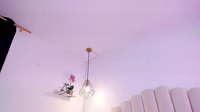 Jimena White  online show from March 9, 3:01 am