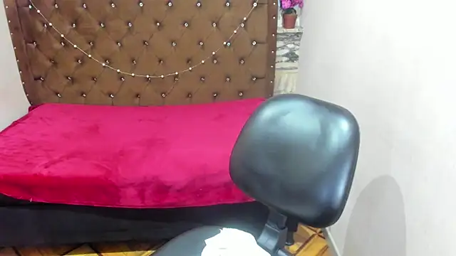 Angelchristix online show from January 18, 4:42 pm