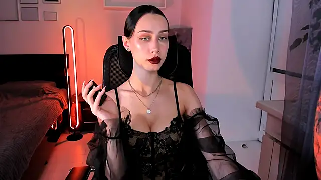 unaericaabistrong online show from February 18, 9:00 pm