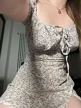 NickiLike online show from June 1, 6:42 pm