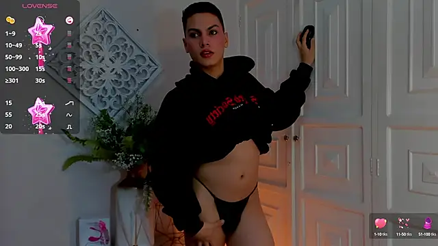 juanmiss online show from December 28, 11:16 pm