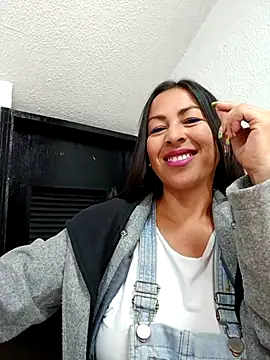 MARIANA-12  online show from March 5, 9:26 pm