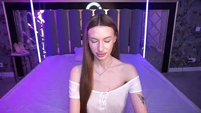 Snow WhiteeeX online show from April 30, 5:36 am