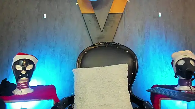 IvanaFetish online show from December 17, 4:01 am