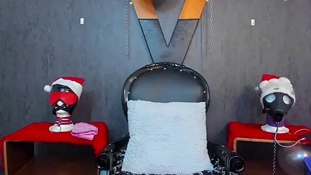 IvanaFetish online show from December 27, 6:35 am