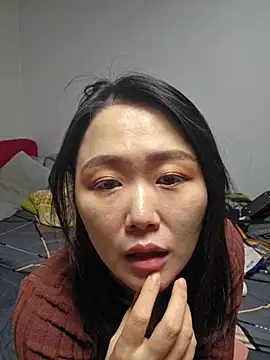 Snapshot of rami0428 chatting on February 12, 3:56 am rami0428 online show from February 12, 3:56 am