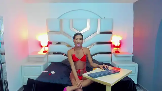 SofiaNaugthyxTS online show from September 21, 7:54 am