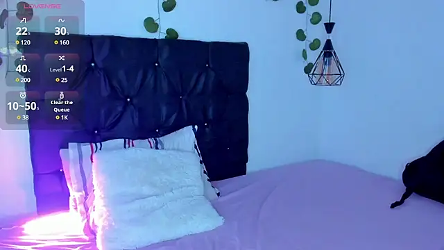 Natasha by online show from December 9, 2:17 pm