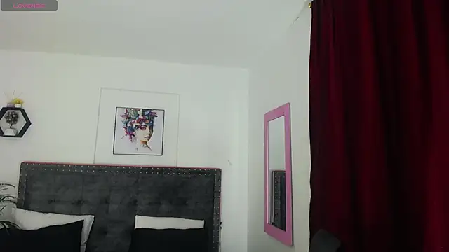 Amber hot22 online show from February 19, 7:48 pm