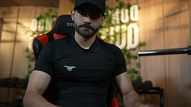 Austin bolt online show from December 4, 2:09 am