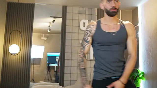 Austin bolt online show from February 17, 2:41 am