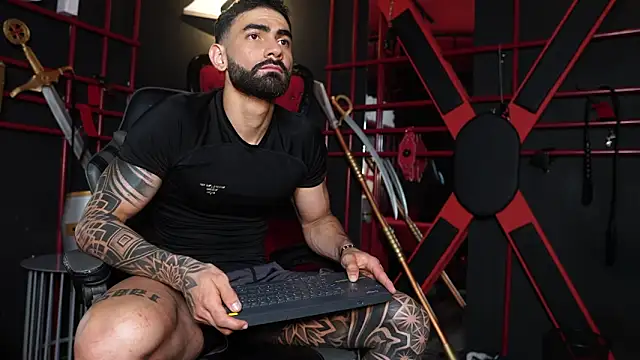 Austin bolt online show from March 27, 2:17 am