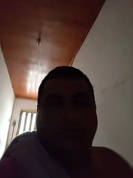 Snapshot of Pipuloc chatting on June 8, 8:53 pm Pipuloc online show from June 8, 8:53 pm