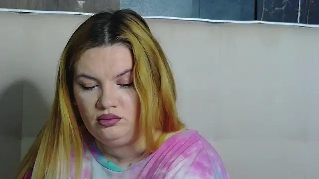 MelanieBrownn online show from November 29, 9:23 am