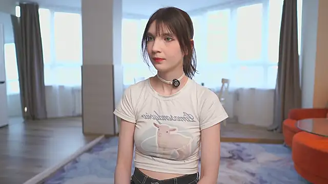 KimWilli online show from April 27, 3:10 pm