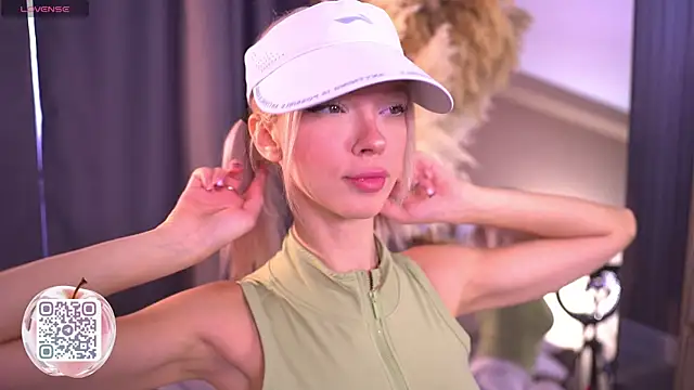  AlinaBailey online show from July 25, 8:23 am