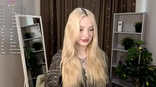 Snapshot of Naughty__Couplles chatting on April 17, 3:42 am Naughty Couplles online show from April 17, 3:42 am