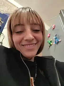 Snapshot of Dani_pegin chatting on December 17, 1:11 am Dani pegin online show from December 17, 1:11 am