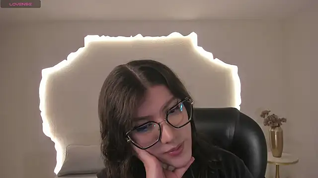 AmberFarrell online show from June 8, 8:31 pm