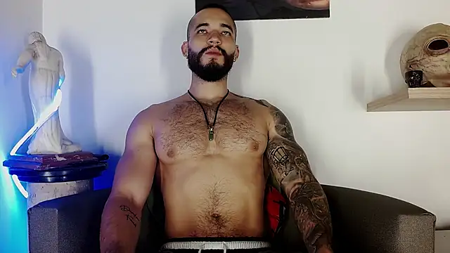Morgann jones online show from June 24, 1:43 pm