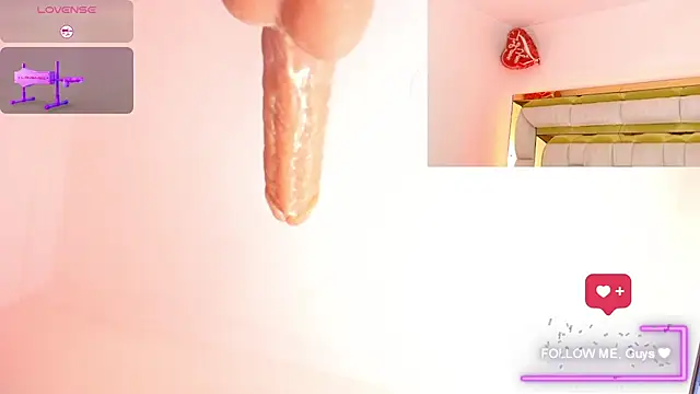 Snapshot of Princess_Helena chatting on February 19, 12:55 pm Princess Helena online show from February 19, 12:55 pm