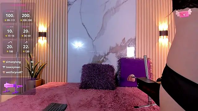 Snapshot of valentina_lux chatting on January 27, 7:56 am valentina lux online show from January 27, 7:56 am