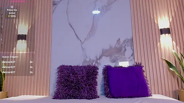 Snapshot of valentina_lux chatting on February 26, 7:09 am valentina lux online show from February 26, 7:09 am