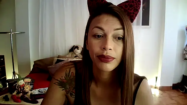 Snapshot of Hanna_Charming chatting on September 28, 4:56 pm Hanna Charming online show from September 28, 4:56 pm