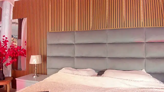 Eli Sanders online show from March 25, 11:44 pm