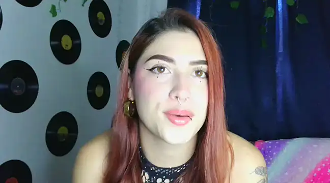 Darlyhooper1- online show from March 21, 9:34 pm