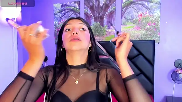 KimberlyVillaLobos online show from September 11, 11:32 am