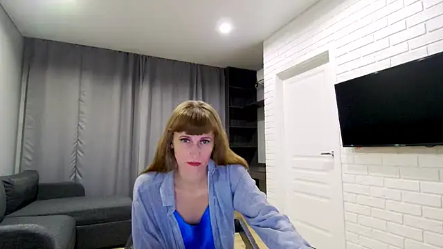 Daniella Lorente online show from October 13, 9:26 pm