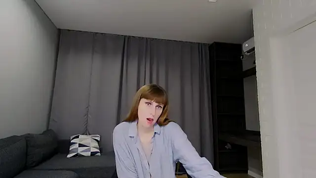 Snapshot of Daniella_Lorente chatting on February 27, 11:27 pm Daniella Lorente online show from February 27, 11:27 pm