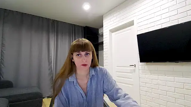 Snapshot of Daniella_Lorente chatting on April 14, 1:11 am Daniella Lorente online show from April 14, 1:11 am