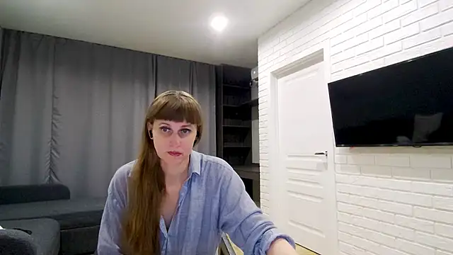 Snapshot of Daniella_Lorente chatting on May 1, 11:31 pm Daniella Lorente online show from May 1, 11:31 pm